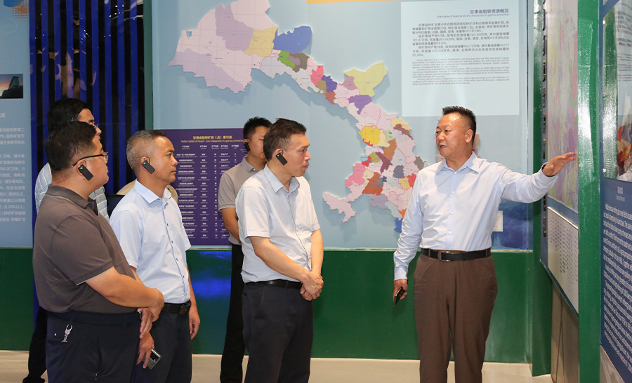 10.3-2022年08月，省科技廳副廳長牛振明蒞臨金徽股份指導工作。.jpg